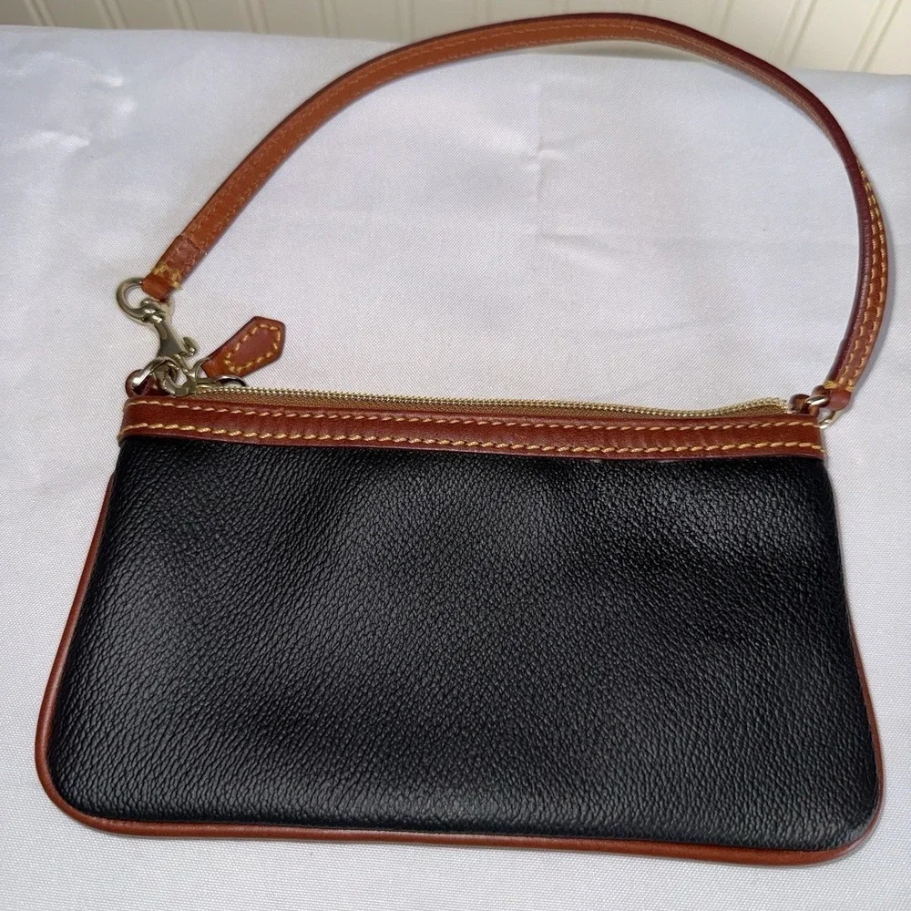 DOONEY & BOURKE BLACK PEBBLED LEATHER WRISTLET TOP HANDLE BAG PURSE WALLET